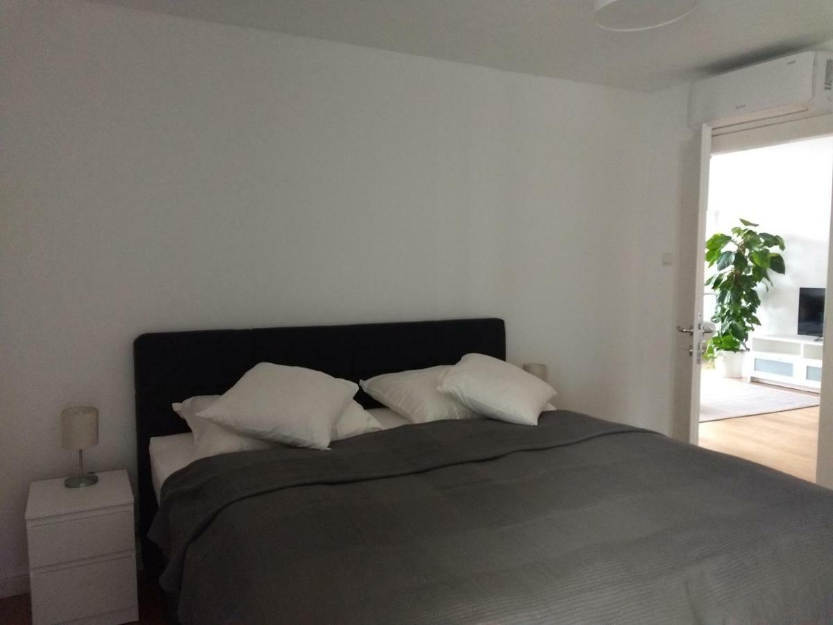 Rema Ferienwohnung Schwedenplatz ウィーン エクステリア 写真